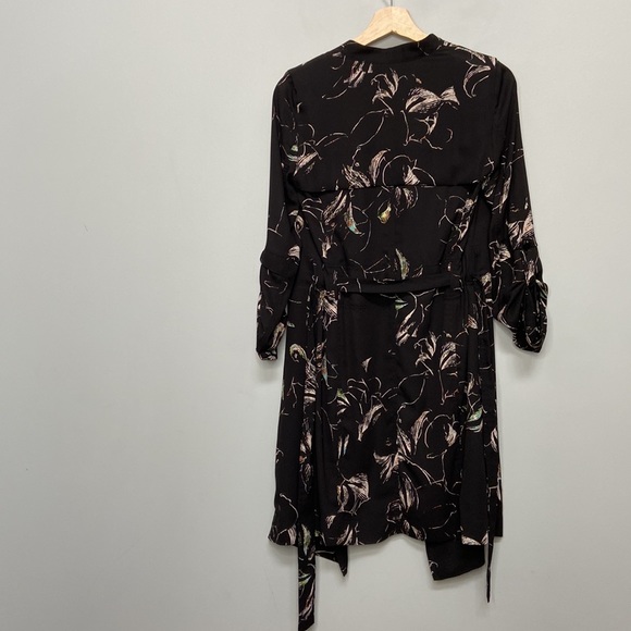 Aritzia Babaton Black Floral Quincey Jacket Size XXS - Picture 10 of 10